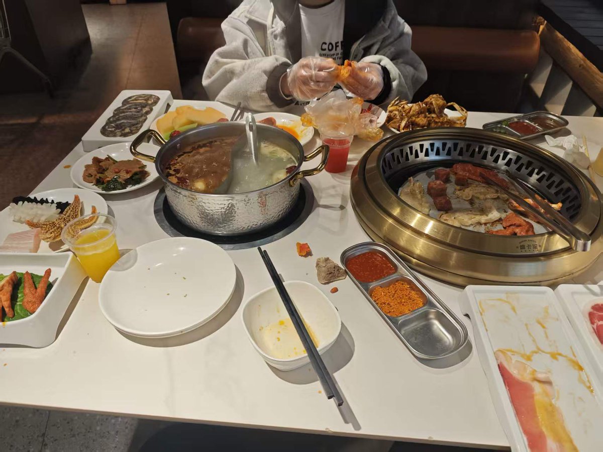 正太喜捆绑 tweet media