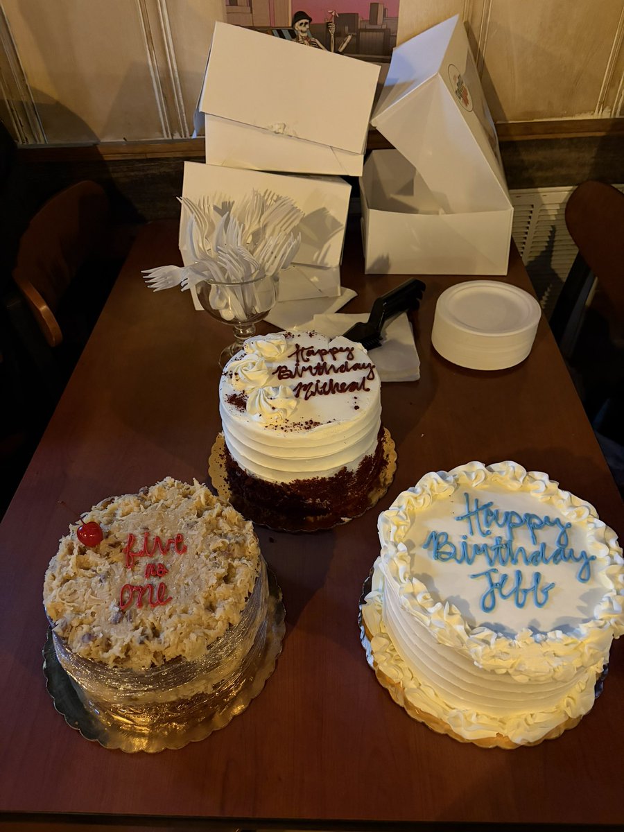 Chris Klenakis tweet media