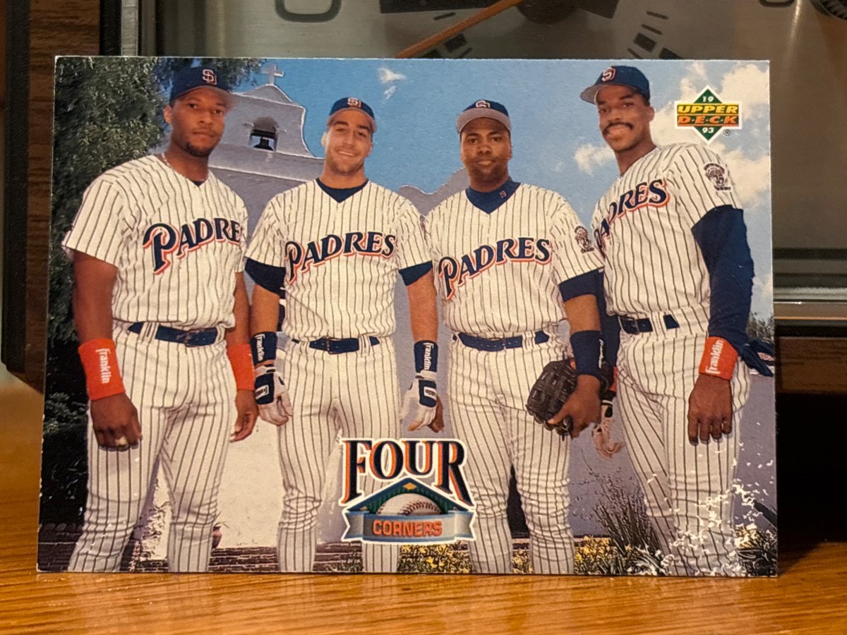 RetroCardSnaps tweet media