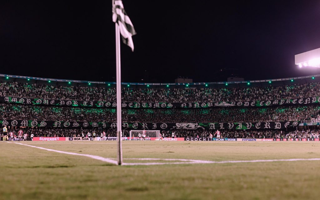 iav1977oficial's tweet photo. O amor que por ti nós sentimos, ninguém pode compreender! 

IMPÉRIO ALVIVERDE | MAIOR TORCIDA ORGANIZADA DO SUL DO BRASIL

📸 Thiago Silvério https://t.co/JUVneD7AnB