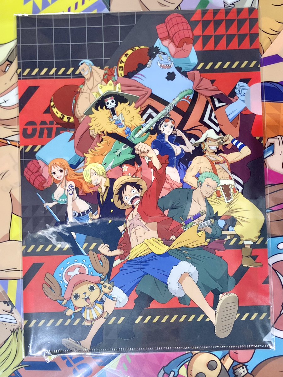 新商品】 MUGIWARA STORE ARTS クリアファイル ルフィ/ゾロ/ナミ