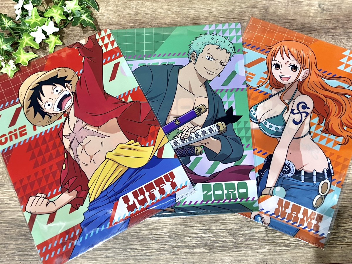 新商品】 MUGIWARA STORE ARTS クリアファイル ルフィ/ゾロ/ナミ