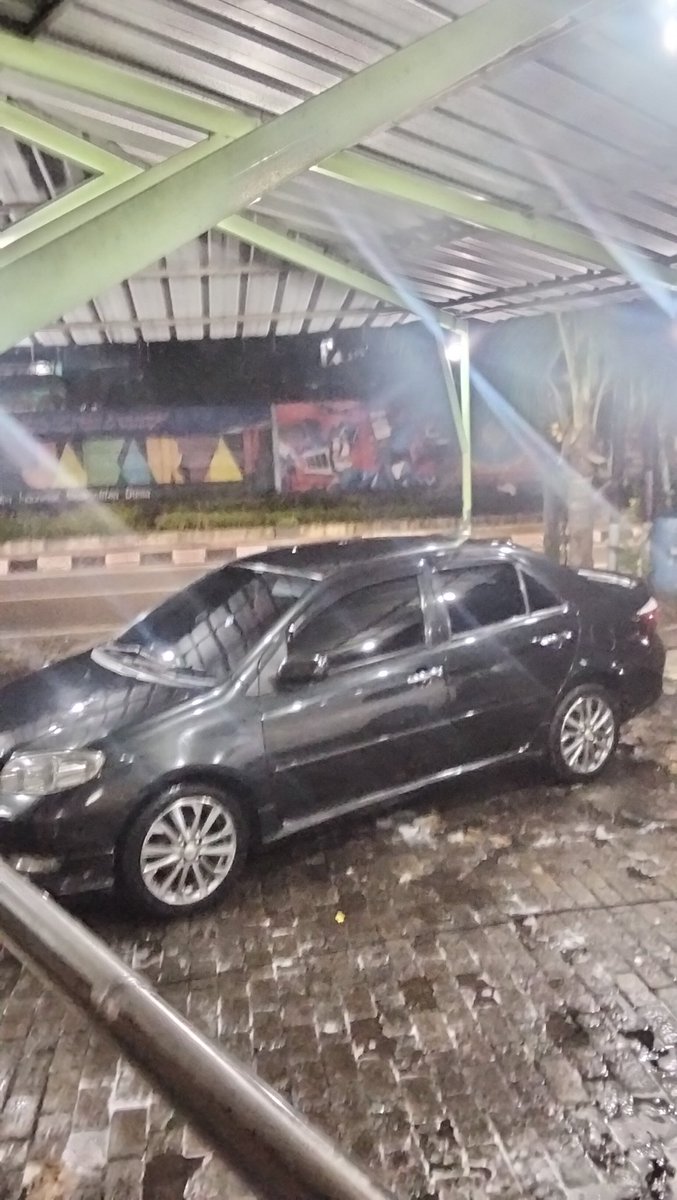 isarahadiansah's tweet photo. @TanyaMobilBase Nih kak gua Mobil pertama vios G gen 1 ..mantep..di tol stabil..ambil 54juta, siapin budget 6-7jt buat peremajaan..kalau udh nanti join grup vios gen 1 di fb..perawatan sparepart mudah... https://t.co/QKrRISO4sz