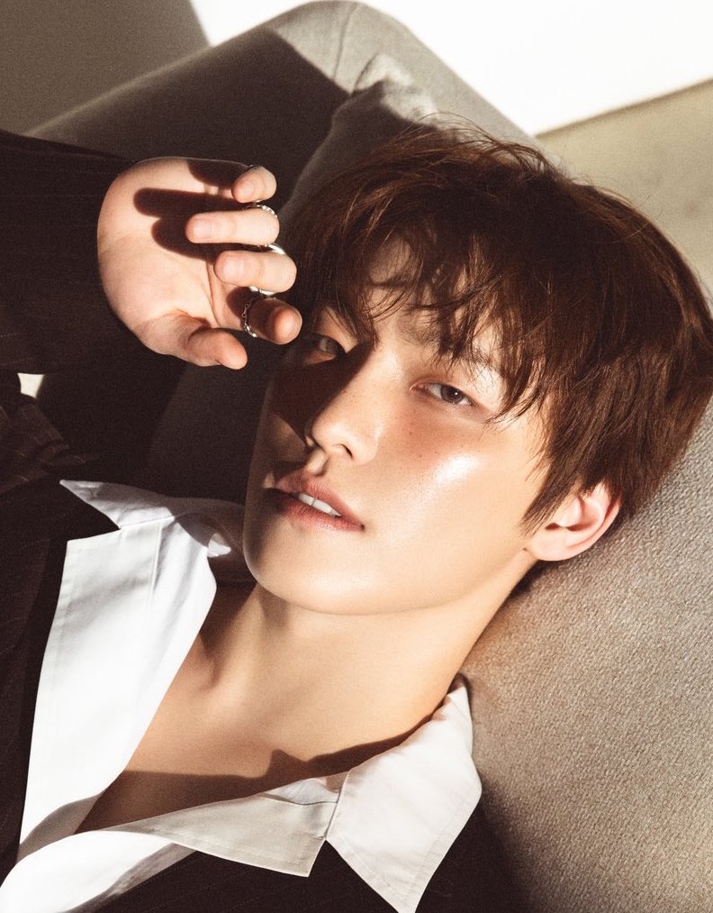 DINO'S VISUALS 🤯🤯🤯 

HE LOOKS SO GOOD OH MY GOD