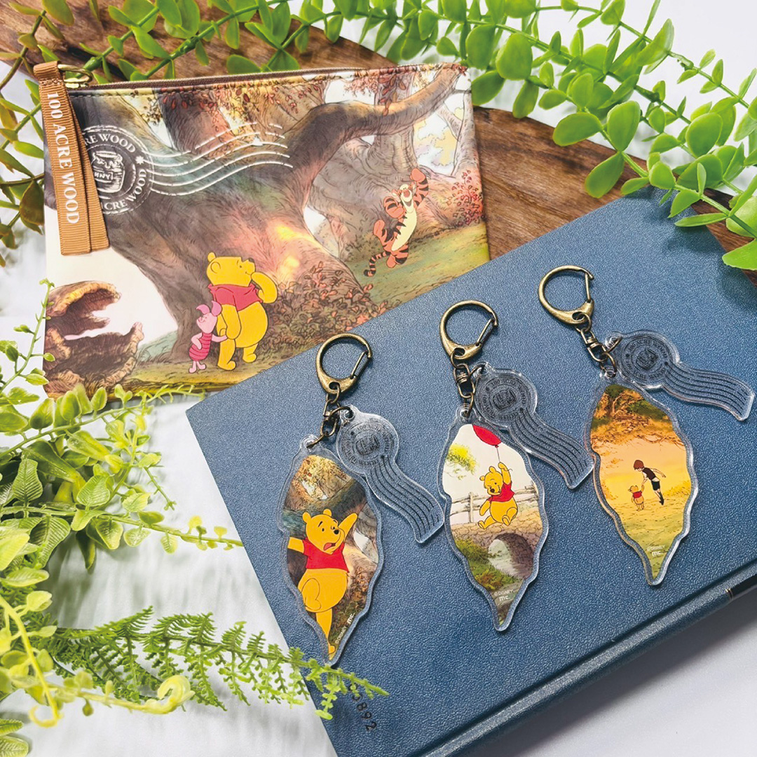 原作デビュー100周年記念 くまのプーさん展」 オリジナルグッズの一部