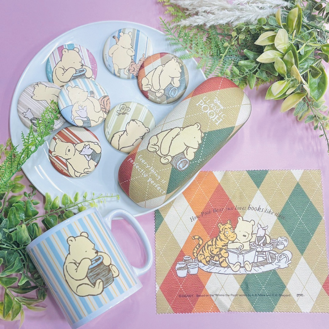 原作デビュー100周年記念 くまのプーさん展」 オリジナルグッズの一部