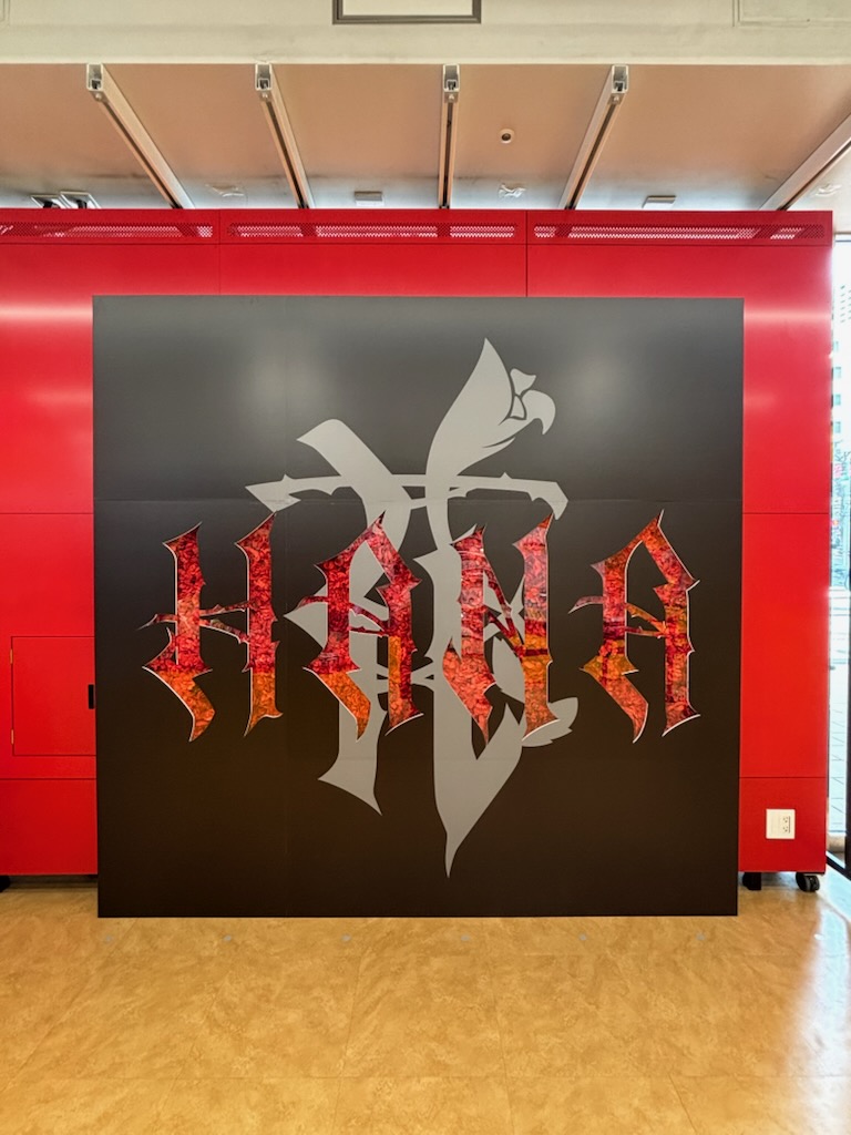 HANA】 待望の1st album『HANA』 大好評発売中です🌹 ご好評につき完売