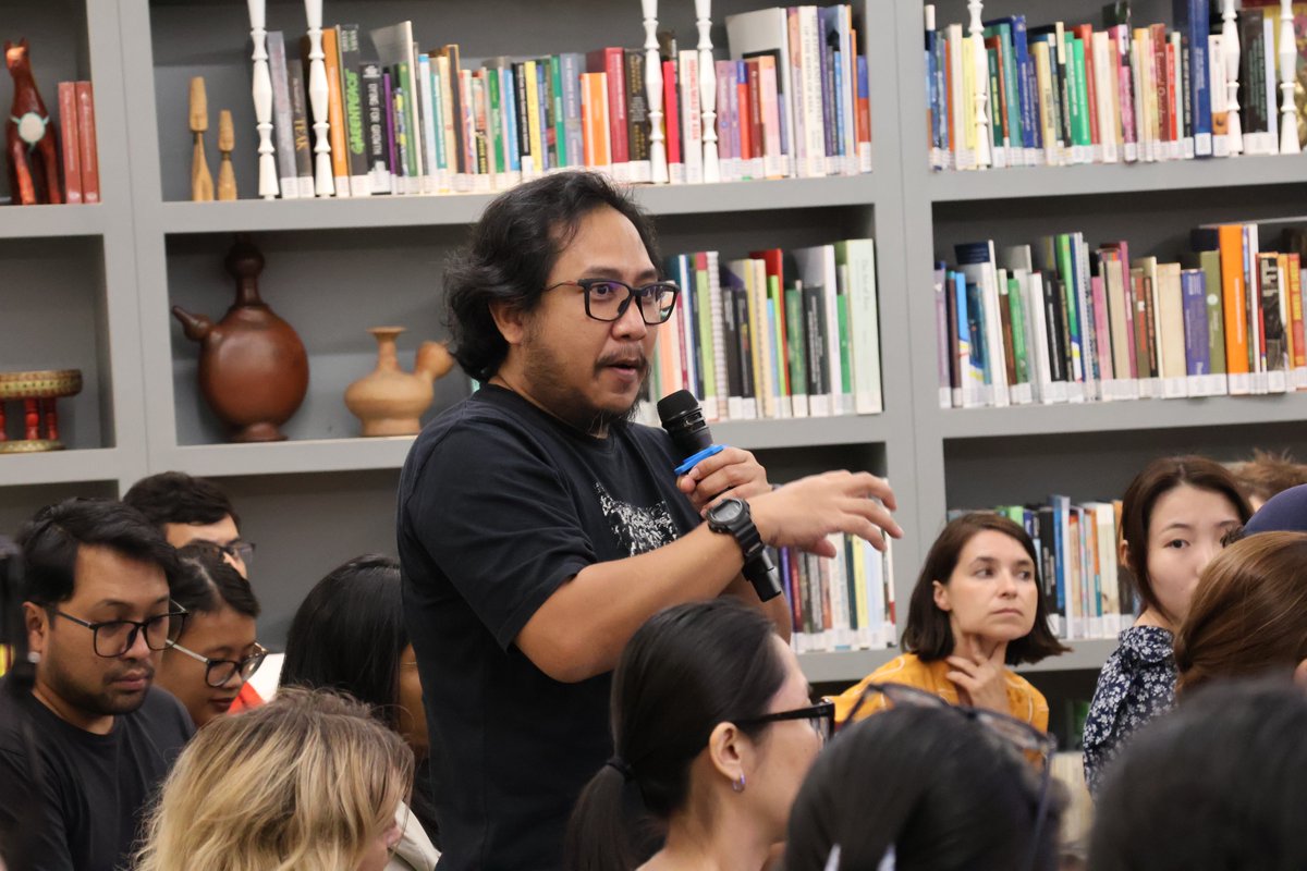 Launch of new ILO Ship to Shore Rights report #TowardsFairSea at SEA Junction funded by the European Union, highlights the recruitment and working conditions of migrant workers in the fishing and seafood processing sectors in #SouthEastAsia

🔗Read more: ilo.org/publications/t…