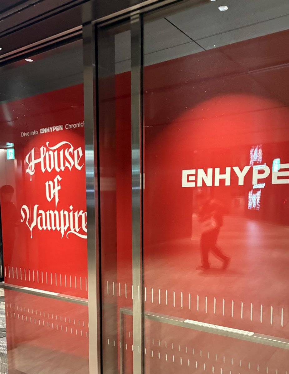 せきや tweet media