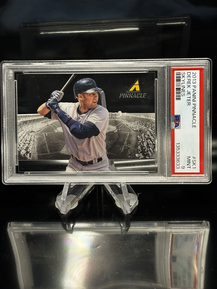 BBSportsCard's tweet photo. A couple new additions from the latest @PSAcard submission. 90s cards are hot right now @CardPurchaser https://t.co/8j20miJHIM