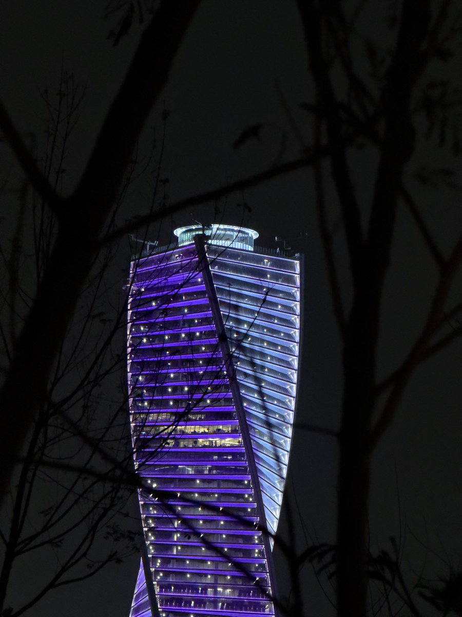 أَبْسَل tweet media