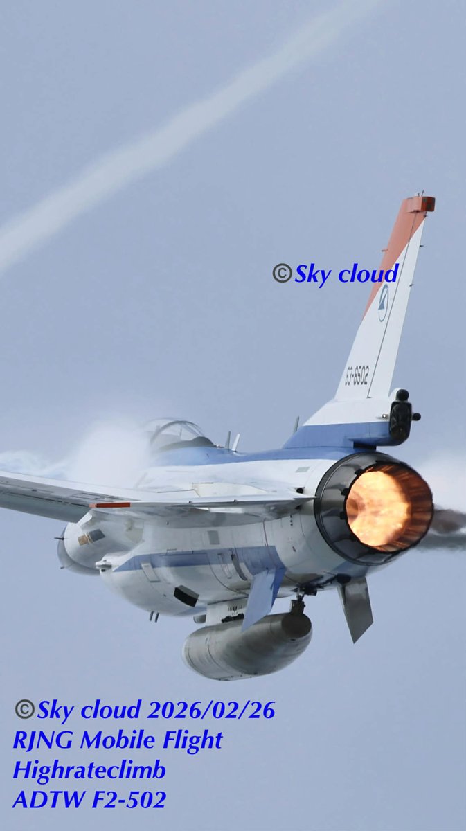 blue2impulse3's tweet photo. #F2
#testercolor
#飛行開発実験団
#ADTW
#航空開発実験集団
#502号機
#機体ピカピカ

#機動飛行訓練✈︎✈︎
#岐阜基地機動飛行
#岐阜基地　#RJNG
#後追いショット
✈︎✈︎✈︎✈︎
#感動の一瞬にシャッター押せる余裕‼️
#一瞬の感動を感じる五感を磨け
#インパクトは一瞬の判断
#孤高の信念と美学
#更なる高みへ
#空は繋がってます‼️ 
#青空の下で会いましょう。
#NFCデジタル名刺で簡単ピッであなたのスマホに
✈︎✈︎✈︎✈︎

Sky cloud-2025_r8  POST No.0022
2026/02/27　12:00