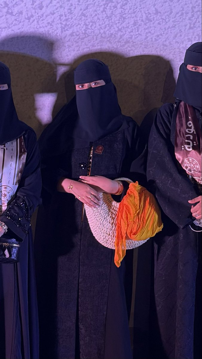 فخر واعتزاز بمشاركتي في #يوم_التأسيس مع #عمادة_شؤون_الطلاب، وتمثيلي #نادي_العلوم بصفتي نائبة النادي وإشرافي على الاعضاء المشاركين من قبل النادي.
يوم نستذكر فيه أمجاد دولتنا منذ عهد الإمام محمد بن سعود، ونجدّد الولاء لوطنٍ نفخر بالانتماء إليه✨
#جامعة_جازان 
#الطالب_أولاً