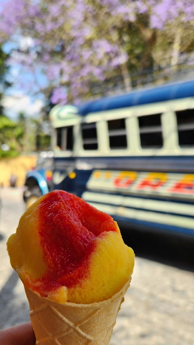 LoreSoberanis's tweet photo. 🍦💜✨️ https://t.co/AuBvBfRUa9