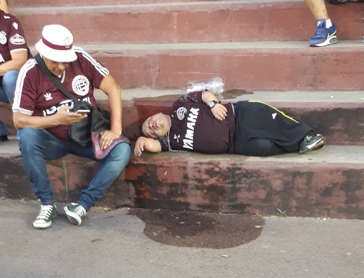 HOY LOS NENES DEL GRANATE NO DUERMEN.