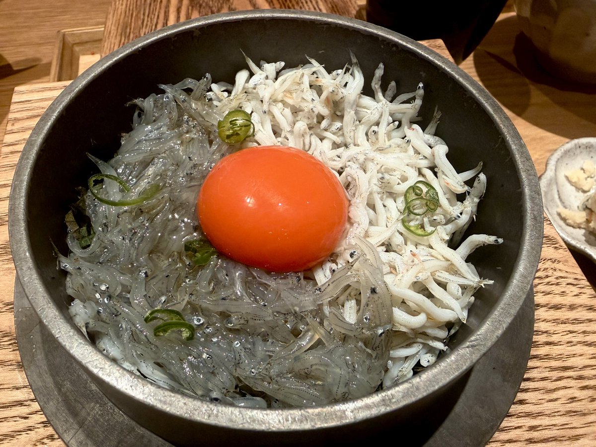 しらす丼が最近のマイブームです