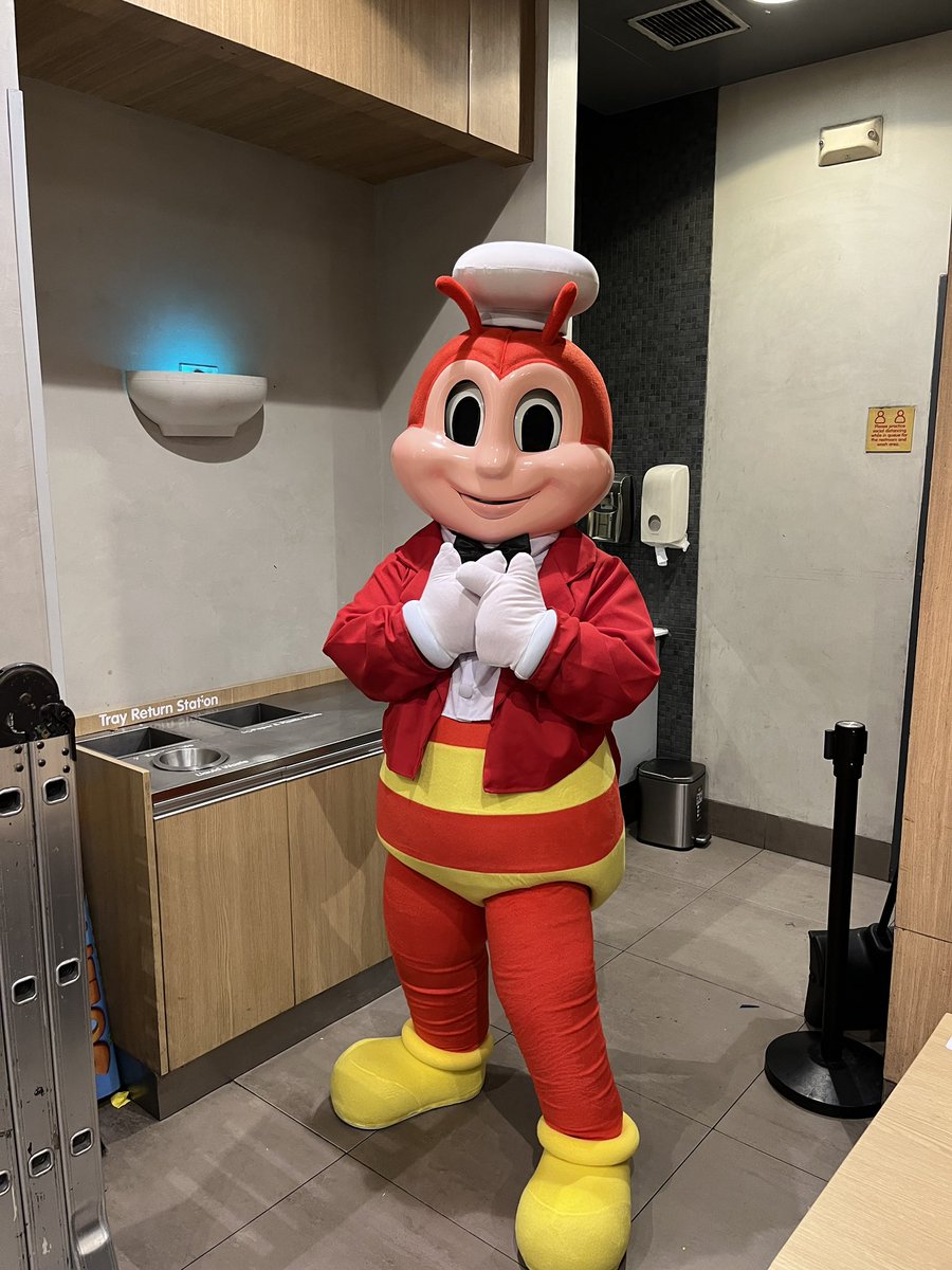 Attendance check! 

Reply “Blooms loves Jollibee!” if you are tweeting with us:) 

#FridayJOYday