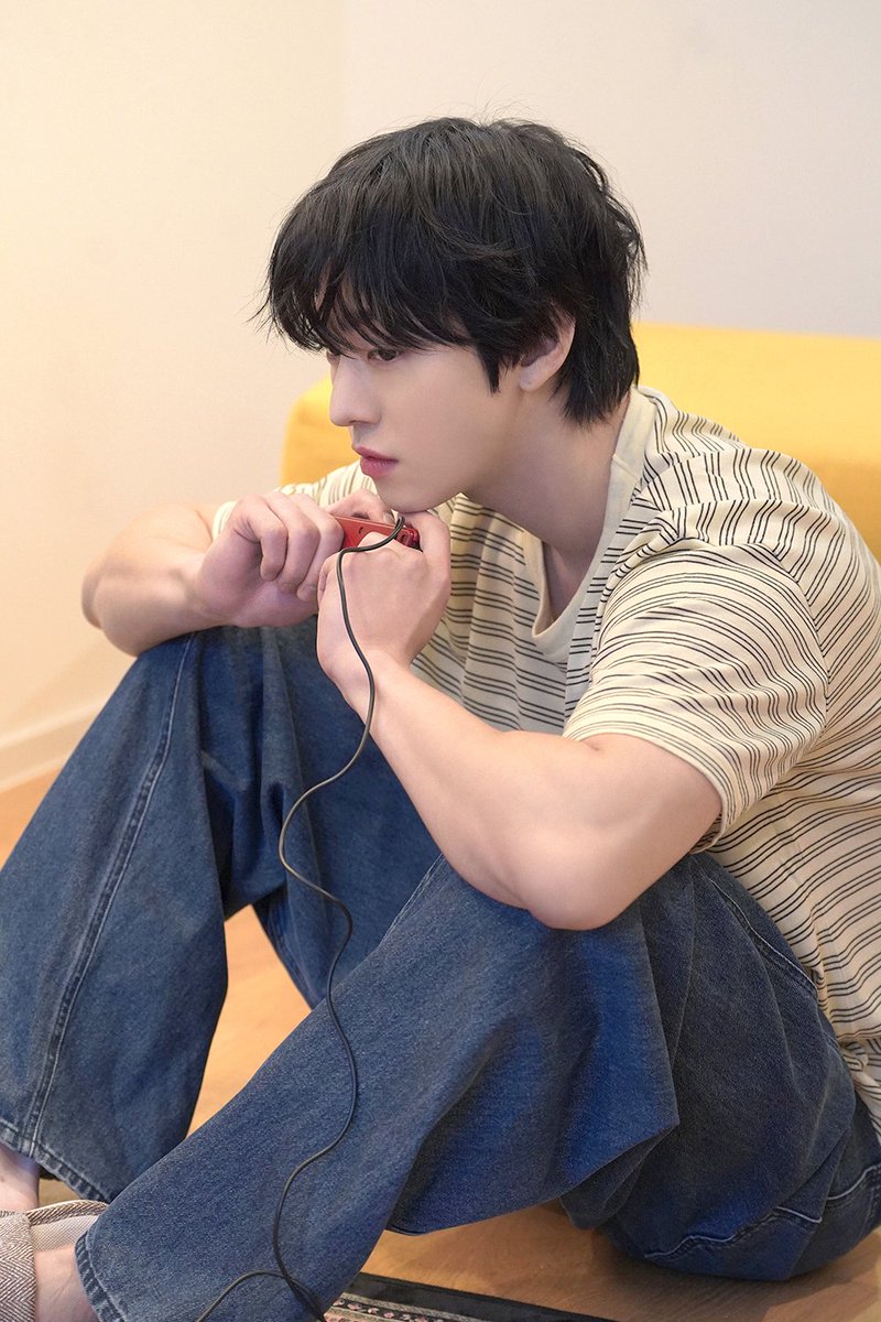 Behind the Scenes] #AhnHyoSeop 2026 Season's Greetings