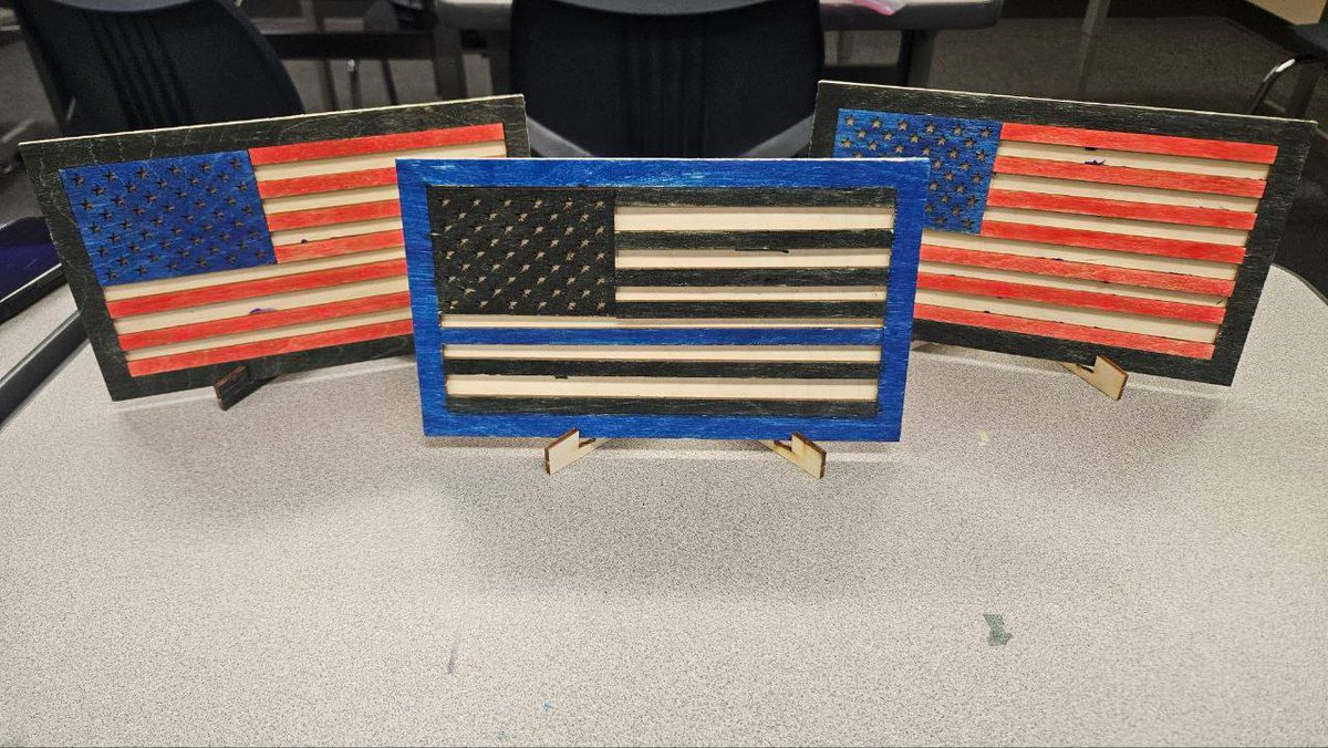Great work from Club America at Rosemount HS! They put on a Flags of Valor event to honor our veterans and law enforcement. 🇺🇸

<a href="/tpusastudents/">TPUSA Students</a> <a href="/TPUSA/">Turning Point USA</a>