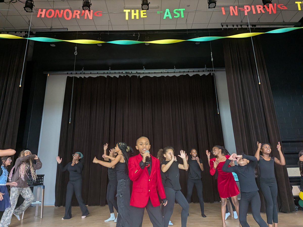 Miss J Thomas tweet media