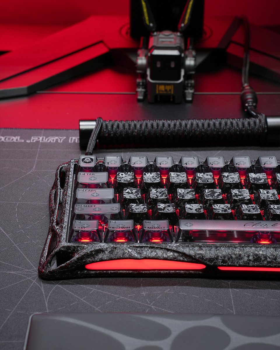 GravaStar_'s tweet photo. Mercury V60 Pro Cyber Frost Black ⚡
Full aluminum frame. Carbon-fiber keycaps.
Cold. Clean. Powerful.
.
.
#gravastar #gravastarV60Pro #UFOSwitch #magneticswitch #Halleffectswitch #HallEffect https://t.co/mLPqRKpgsO