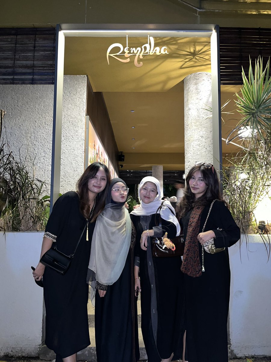 nanaa ୨୧! tweet media