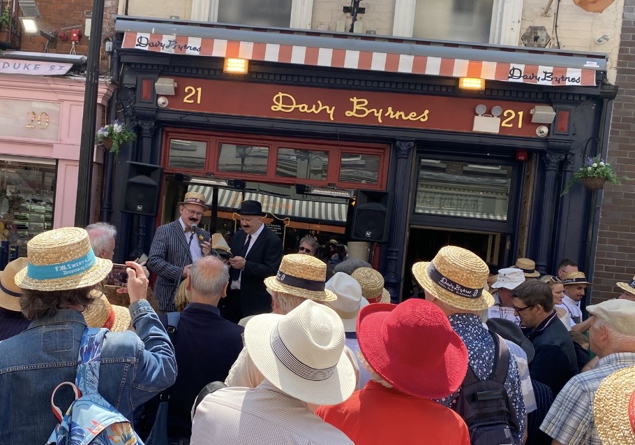 Robert Roman Empire tweet media