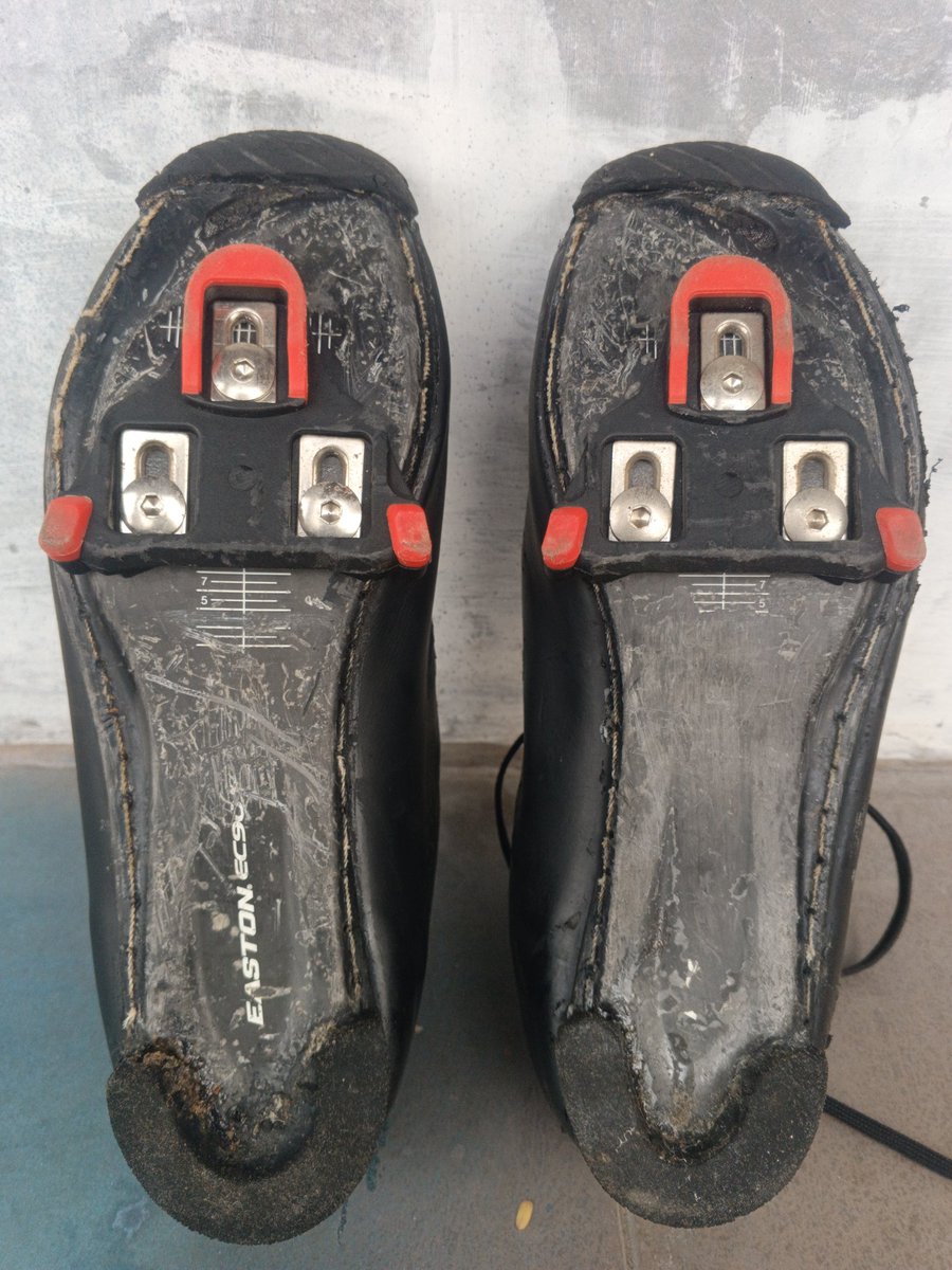 seatpost macet tweet media