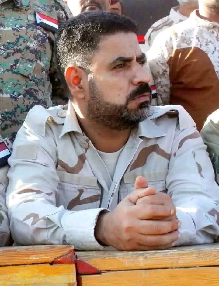 لم ينتصر باسل سكره باحداث الأسلحة ولا بكثرة جنوده ولم يهزم الـ 40 مقاتل الحضرمي على يد سكرة بل بالخيانة ومن قيادات عسكرية كانوا في الخفاء عملاء وجواسيس "للمطار" وانتهت مهمتهم السرية في ما يسمى بقوات حماية حضرموت في الليلة التي سبقت هجوم سكرة والغزاة على نقطة نازية... ان كانت