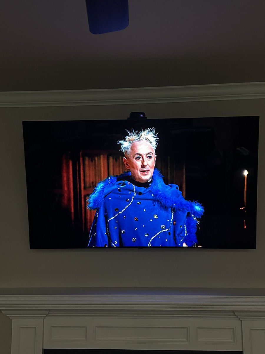 Amy Studer tweet media