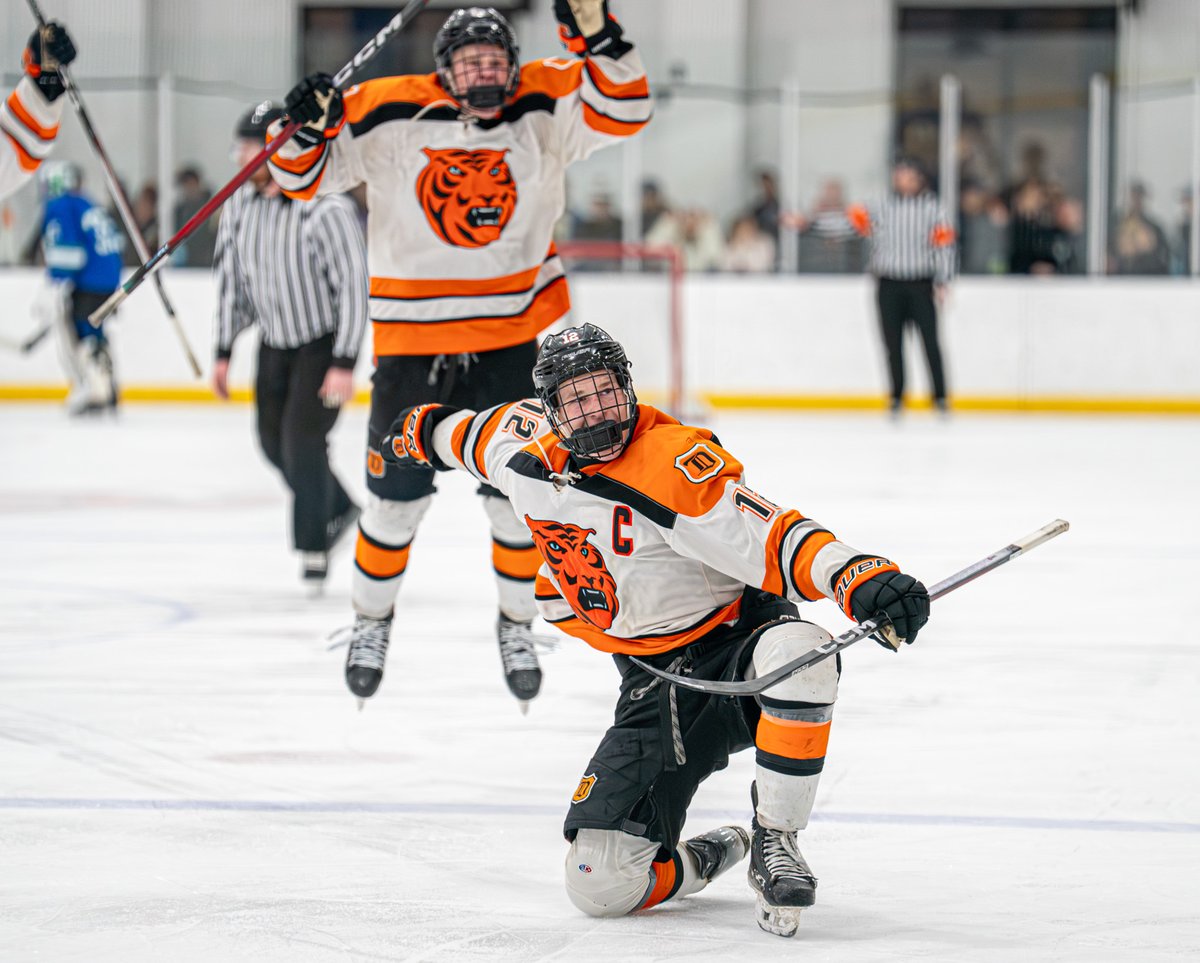 YouthHockeyHub's tweet photo. BHS  
Section 2A Final    

FINAL
Delano > Blake (6-2)  

DEL: L. Halonen (3G), Kangas, D. Halonen 
BLK: Bisbee, Geislinger

The Tigers are headed to STATE!   

SOG: 25-19 DLN https://t.co/56CrEVaT5Q