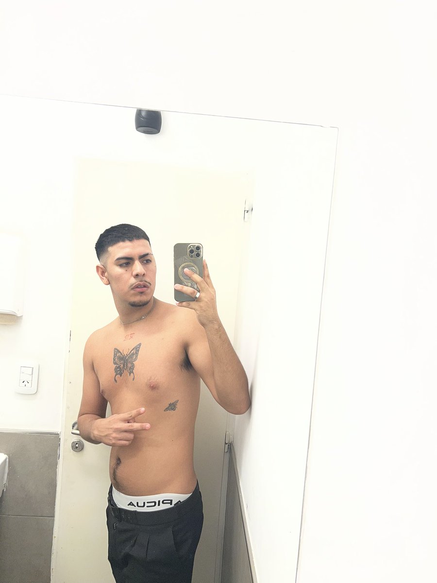 maldit0villero's tweet photo. Ya saben no? Quien quiere regalito por el Rt https://t.co/MInYI4B0u8