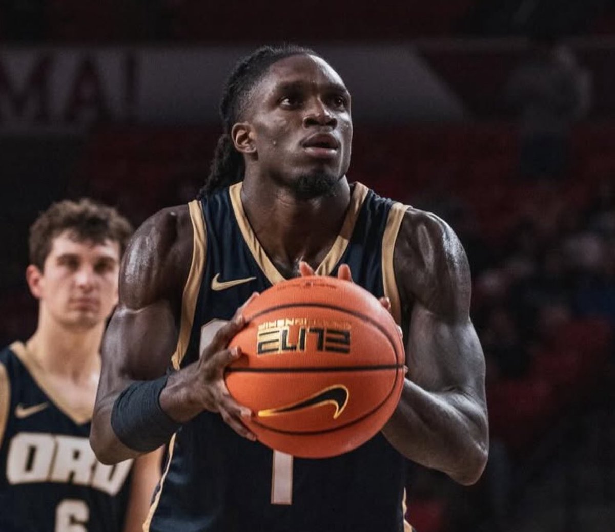 ryanhammer09's tweet photo. 47 on 21-21 FTs?????
First to do it since 1966??????

Insane stat line… on senior night!!! Shoutout Ty Harper @ORUMBB https://t.co/sc82DI8NTW