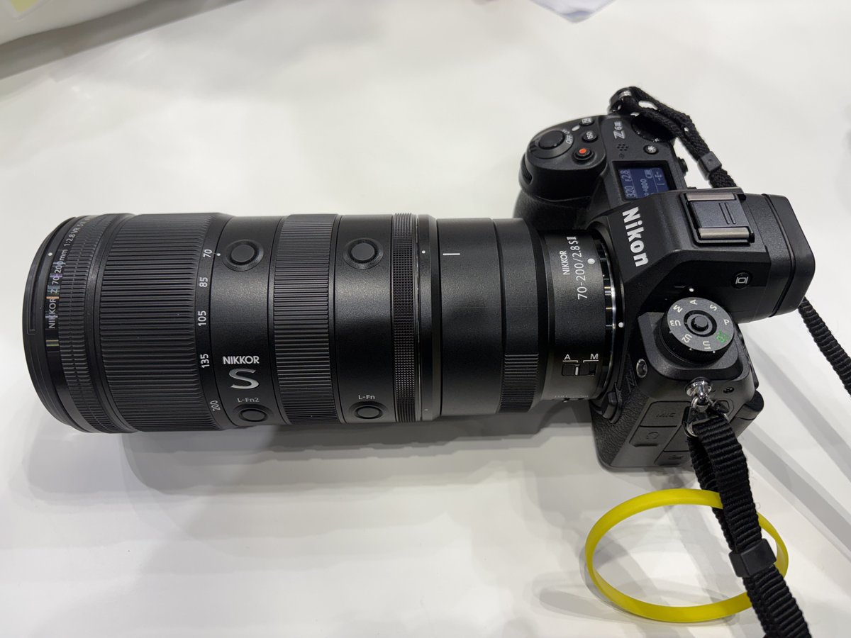 Z 70-200mm f/2.8 VR S IIを触った。 10時4分に整理券を発券して18番目