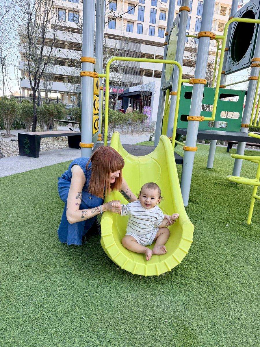 Kim Poti 🍓 tweet media