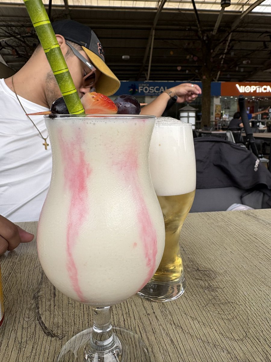 vargasmafer_'s tweet photo. Cheers🍹🍺 https://t.co/DFVtUzP672
