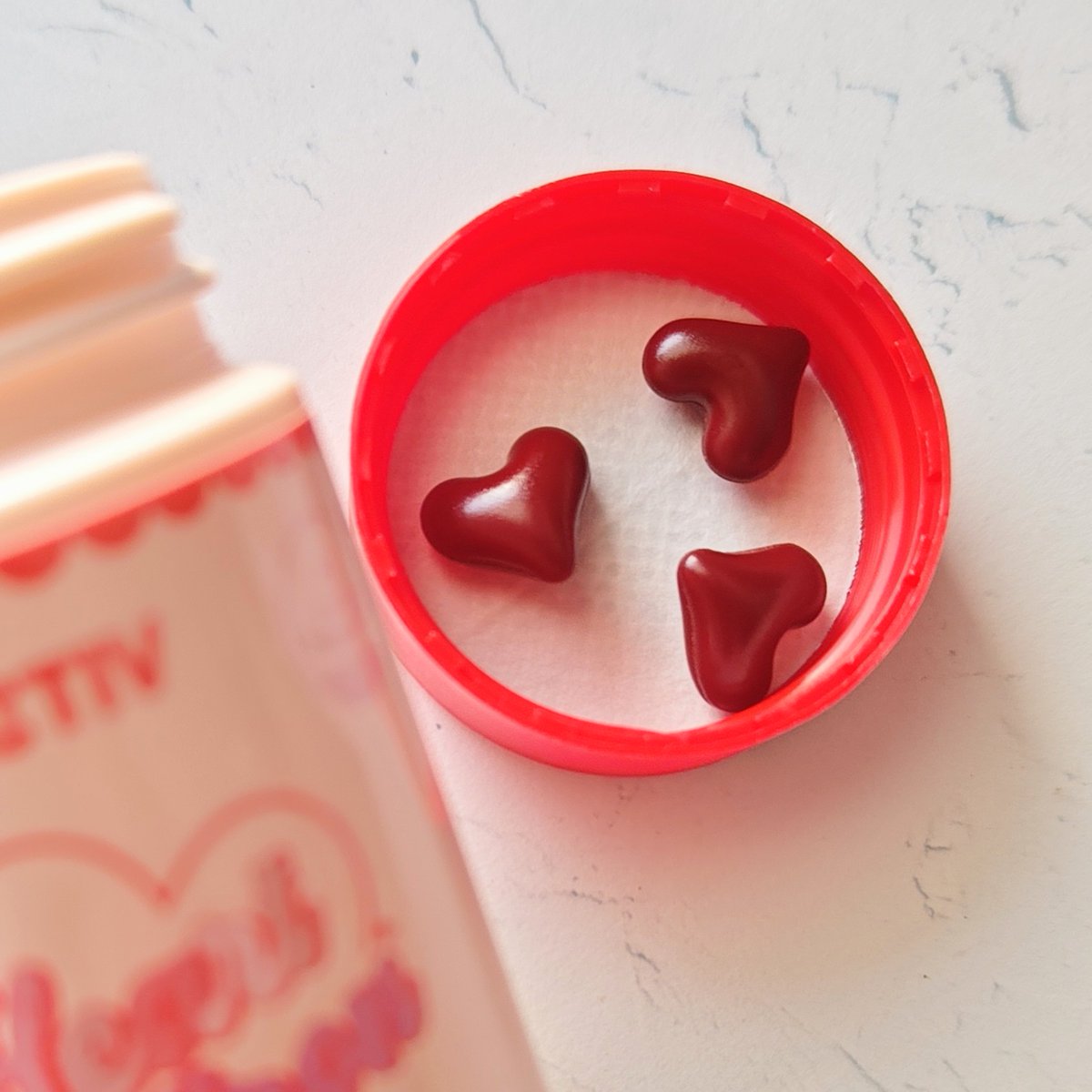 gifted #むーんぱわーさろん を通じてLACTIV さんの鉄分グミいただき