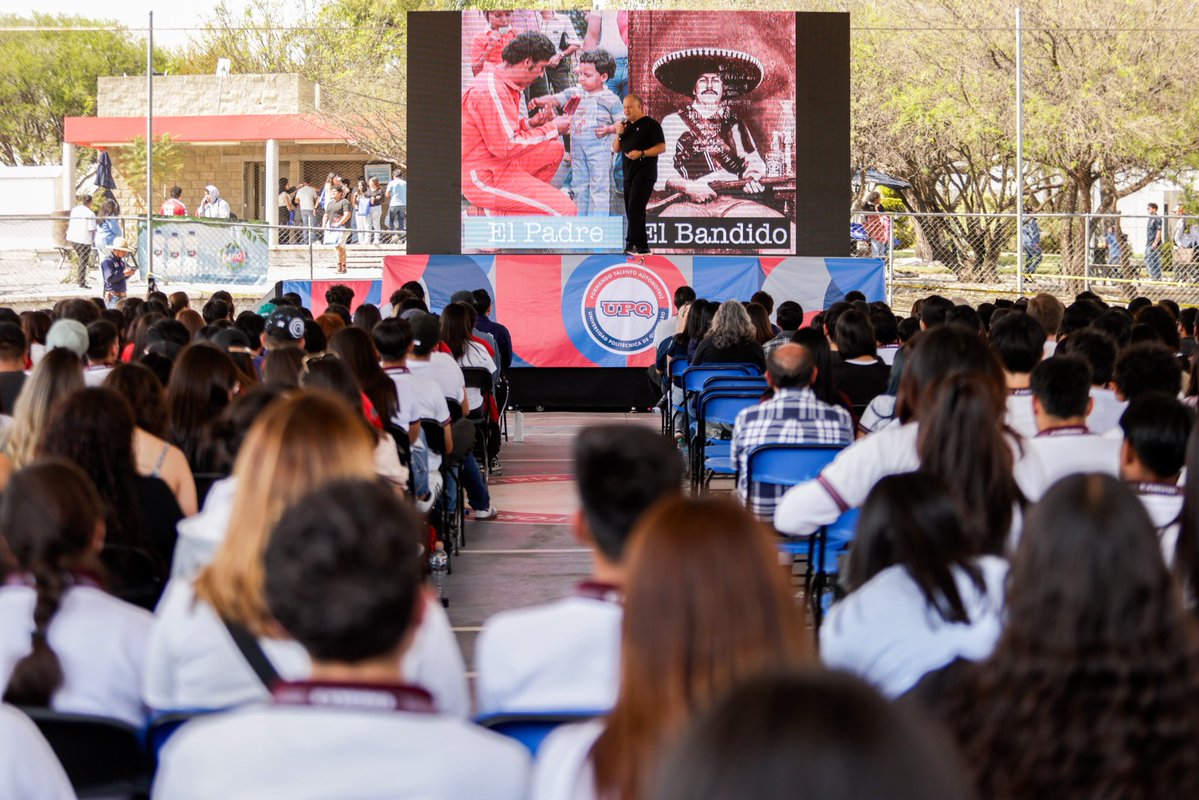 UPQoficial's tweet image. Sebastián Marroquín, antes Juan Pablo Escobar, nos compartió un poderoso mensaje sobre identidad, decisiones y la responsabilidad de construir nuestro propio camino, más allá del pasado.

 #SomosUPQ #OrgulloCardenal