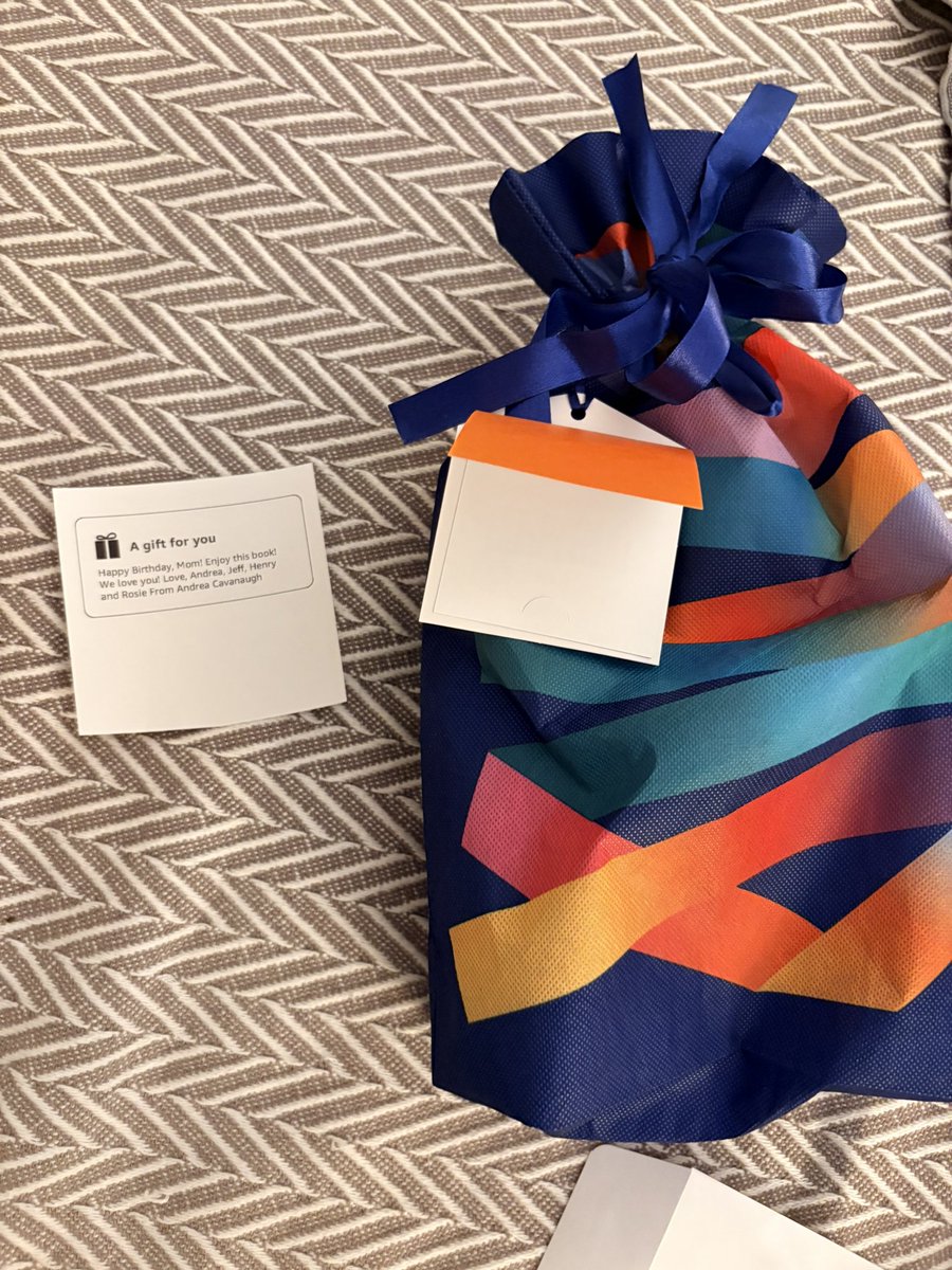 andreacavie's tweet photo. . @amazon I continue to wonder why there’s even a gift card attached to the wrapping when the message is not even printed on the gift tag. What is the point?! You all are just wasting materials at this point. Just wrap it and leave off the blank and useless tag. https://t.co/6VQJQXcbwS