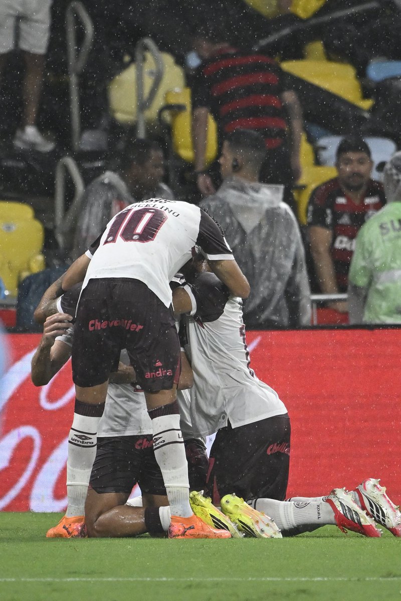 Club Lanús tweet media