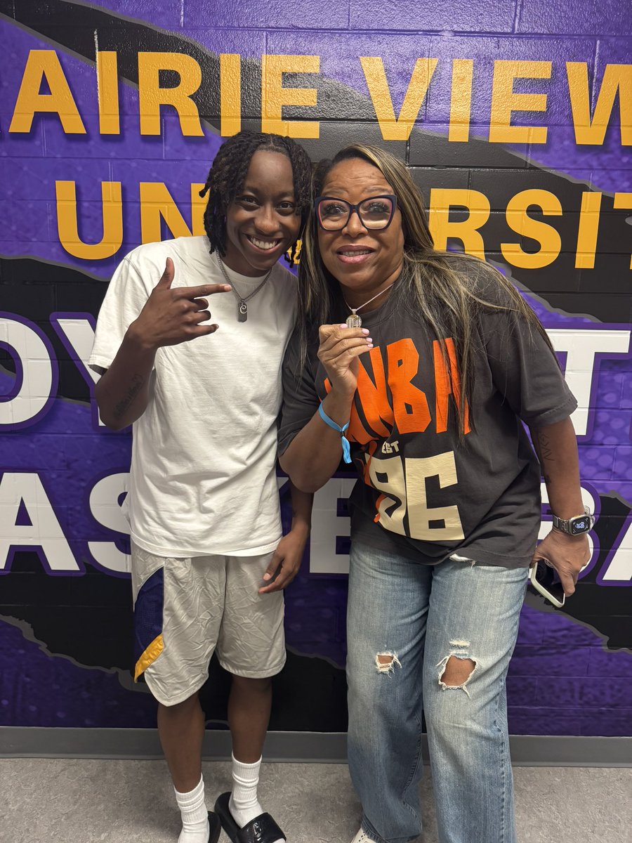 Carrington “CJ” Wilson tweet media