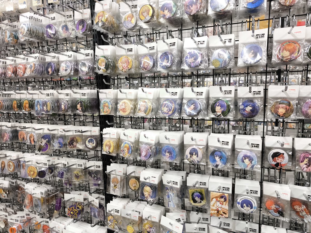 コーナー紹介】うたプリ 当店のうたプリコーナーでは、缶バッジや紙類