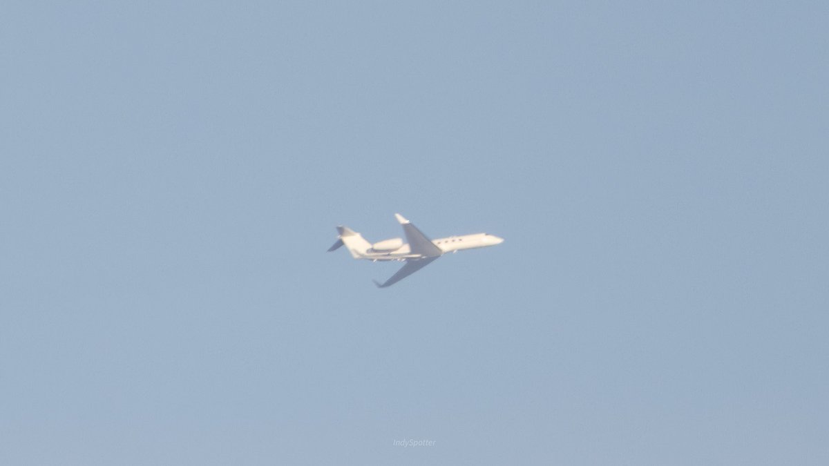 US Air Force C-37A 
SAM363
Reg: 99-0402
Departing MacDill AFB