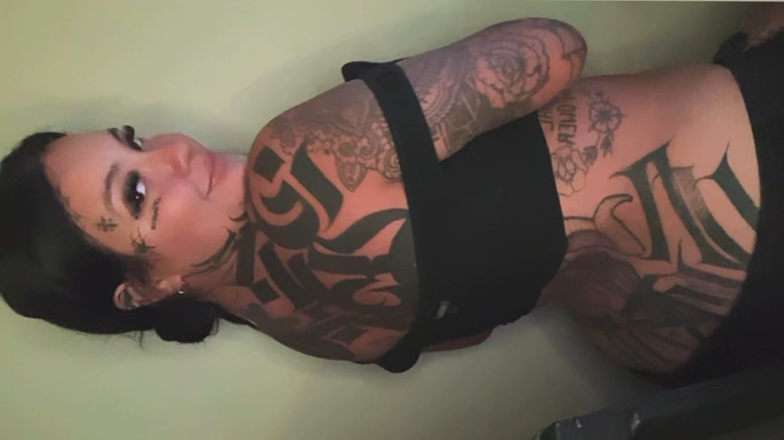 Activa en telegram papi lindo 💖🌸
 Veni a comprarme videos 

t.me/cannndde