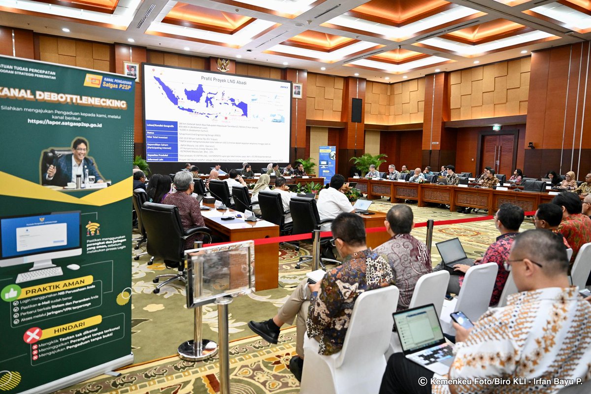 Pemerintah melalui Satgas Percepatan Program Strategis (P2SP) menindaklanjuti berbagai aduan demi memperkuat iklim dunia usaha. 

Salah satunya yakni menangani hambatan Proyek Strategis Nasional (PSN) Onshore Liquefied Natural Gas (LNG) Abadi Masela.

Baca berita lengkapnya di
