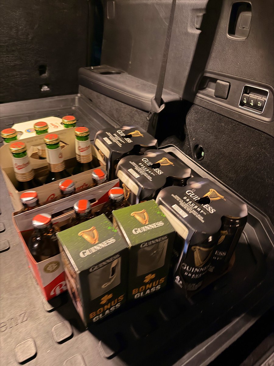 Simpleme tweet media