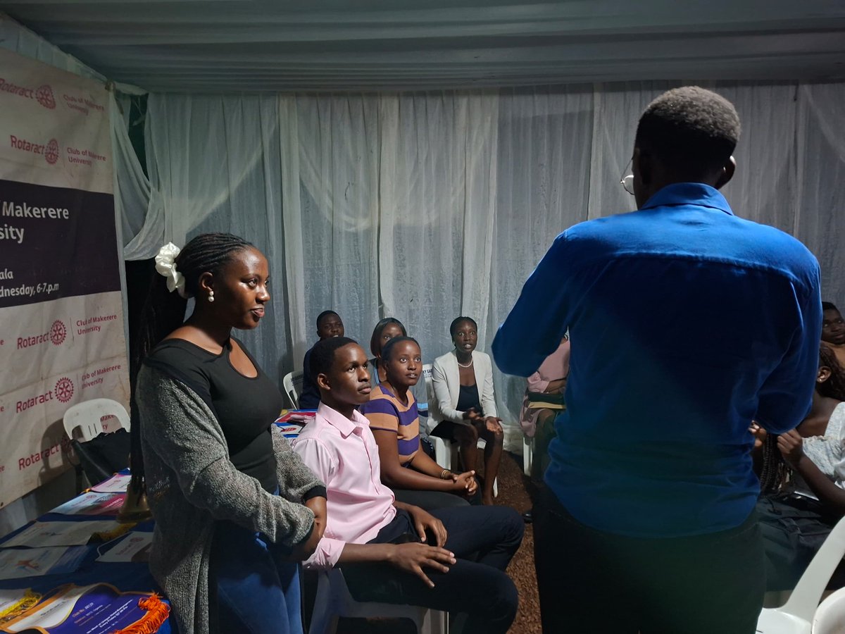 Rotaract_MUK's tweet photo. Otyoo! ๐โโ๏ธ๐โโ๏ธ๐โโ๏ธ
In summary, a jolly and exciting time was had at the #funfellowship on Wednesday this week! ๐คฉ
#fun
#Rotaract
#Friendship https://t.co/dhYfmOFtTn