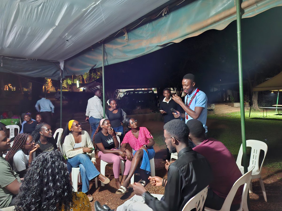 Rotaract_MUK's tweet photo. Otyoo! ๐โโ๏ธ๐โโ๏ธ๐โโ๏ธ
In summary, a jolly and exciting time was had at the #funfellowship on Wednesday this week! ๐คฉ
#fun
#Rotaract
#Friendship https://t.co/dhYfmOFtTn