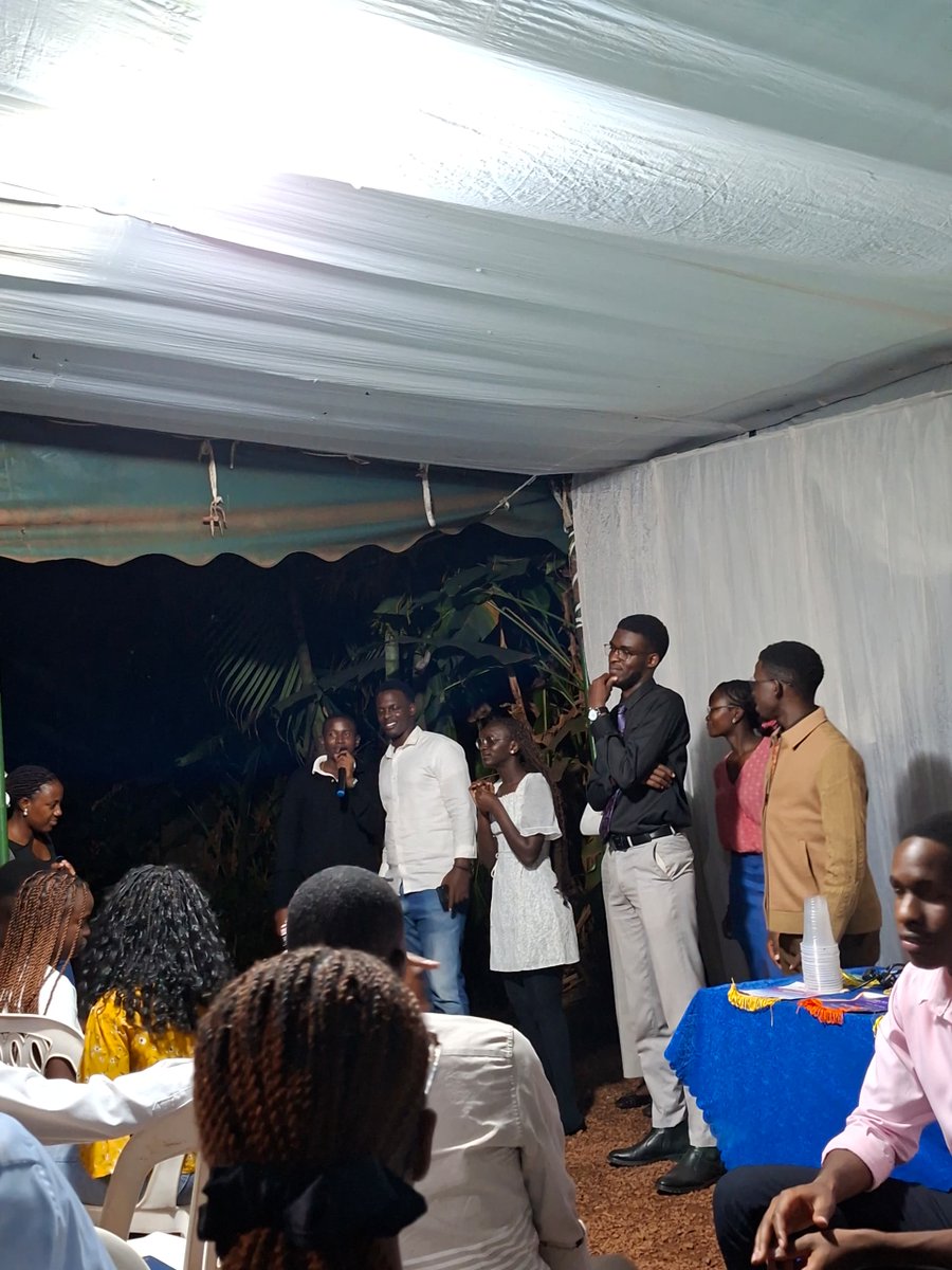 Rotaract_MUK's tweet photo. Otyoo! ๐โโ๏ธ๐โโ๏ธ๐โโ๏ธ
In summary, a jolly and exciting time was had at the #funfellowship on Wednesday this week! ๐คฉ
#fun
#Rotaract
#Friendship https://t.co/dhYfmOFtTn
