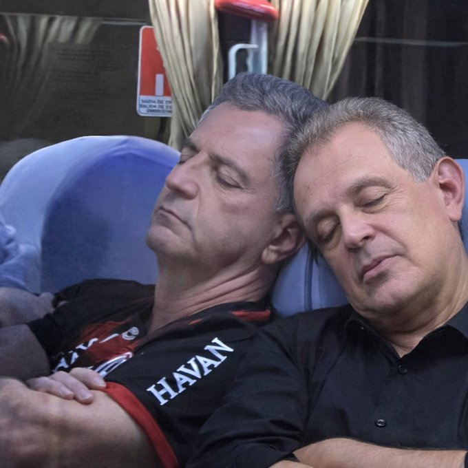 E AI BAP????
A C O R D A    P O R R A!
